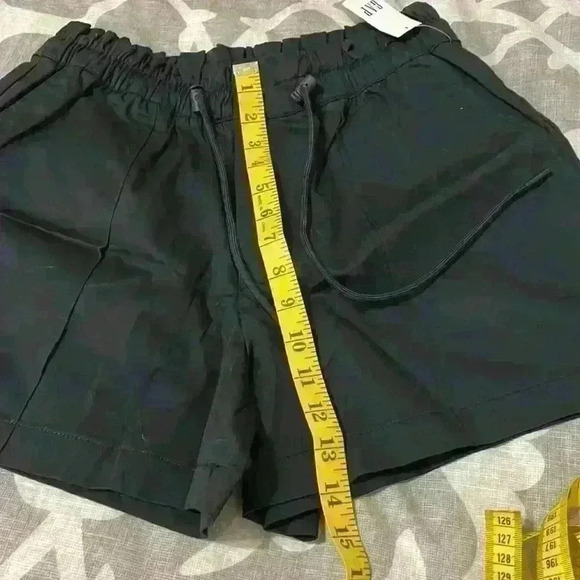 GAP Bungee Pull-On Shorts Black Small - Picture 10 of 10